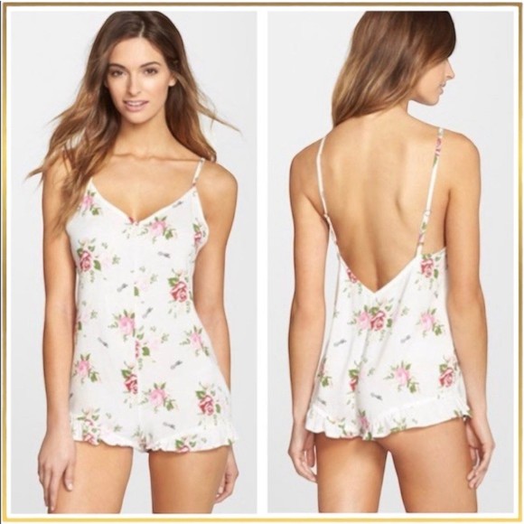 WILDFOX Intimate Romper Womens White Large Red Rose Sleepwear - Picture 1 of 10